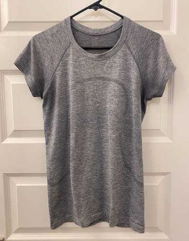 Lululemon Swiftly Tech Short Sleeve