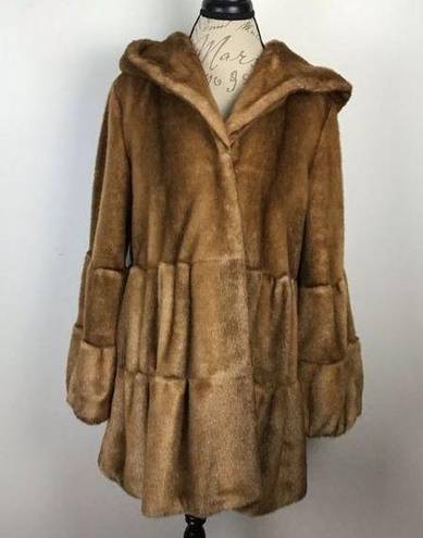 Jones New York  Tiered Faux Fur Swing Coat z