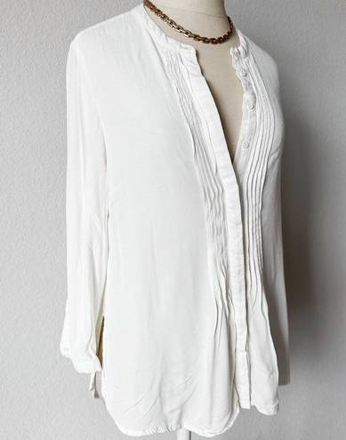 Black Swan Off White Pleated Button Down Shirt Blouse Top Size 6/S/M