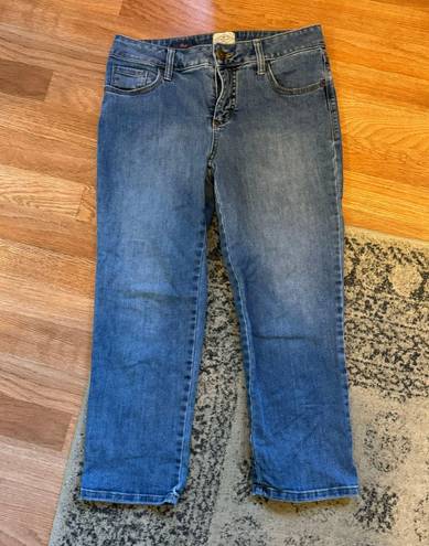 St. John’s Bay  Size 4 Cropped Jeans