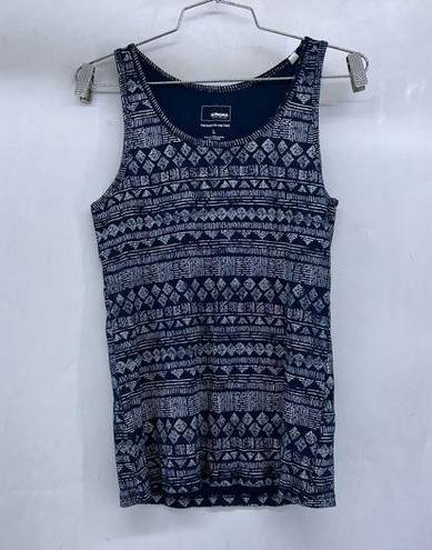 Sonoma 5/$25  Large  blue white print tank b34