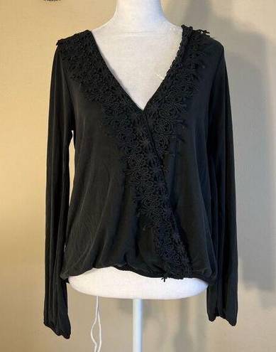 Vintage Havana  Crochet Deep V Neck Faux Wrap Long Sleeve Blouse Small