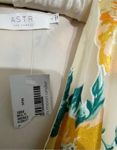 ASTR AJA FLORAL MINI DRESS NWT Wrap Dress Small