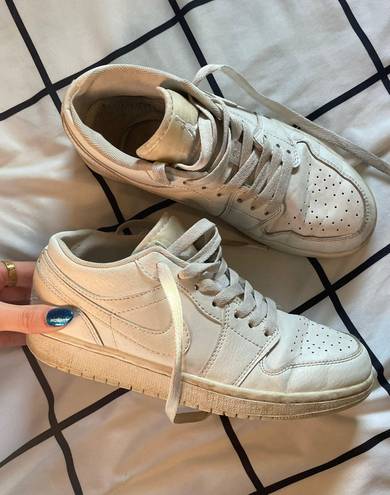 Nike Jordan 1 Low