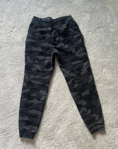 Lululemon Joggers