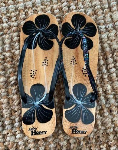 Wild Honey  Wooden Floral Hibiscus Sequined Thong Flip Flops Sandals 8