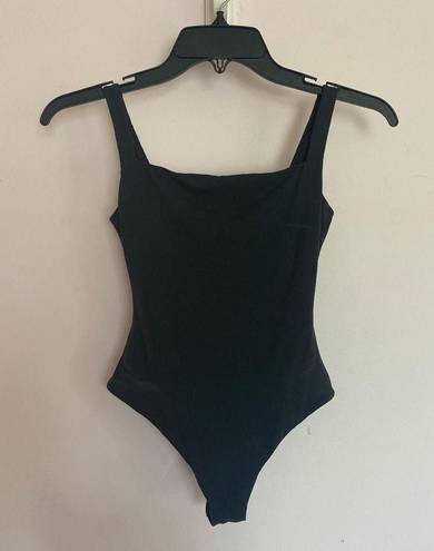 SKIMS Fits Everybody Square Neck Bodysuit