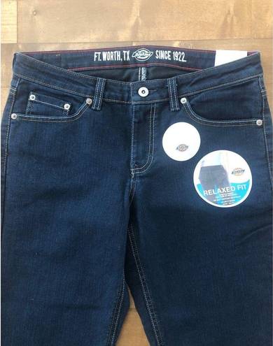 Dickies NWT  Stretch Relaxed fit jeans size 8 r