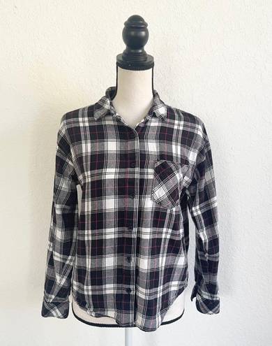 Vans Women’s Gray White Plaid Button Down Long Sleeve Shirt in a Size XS Casual Fall