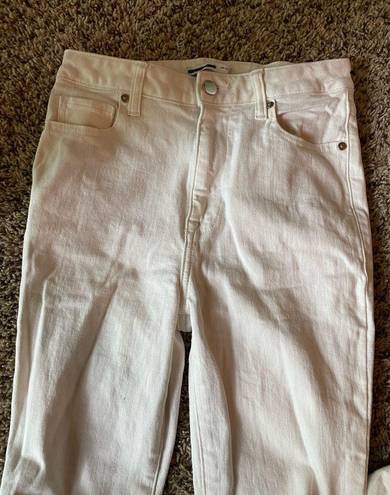 Elizabeth and James White Flare Jeans - Size 6/28