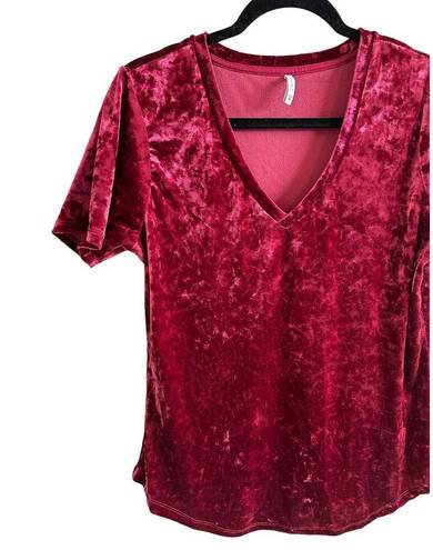 Z Supply  Women’s Medium Velvet Short Sleeve V-Neck Dark Red Blouse