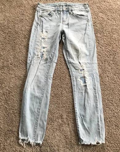 Universal Threads Universal Thread women’s size 00 mid rise Boyfriend jeans