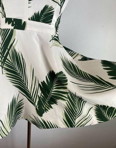 C/MEO COLLECTIVE  Revolve Witness Fit Flare Dress S Small Tropical Leaf Pine Maui