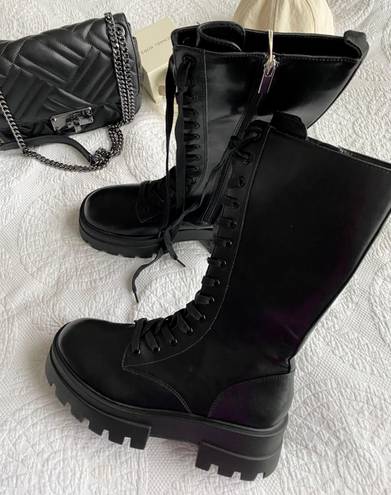 Pull & Bear Black faux leather lace-up platform chunky soles winter combat boots booties shoes 