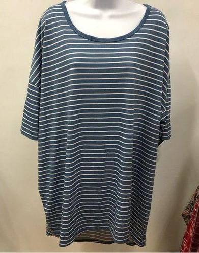 LuLaRoe  blue & white striped comfortable top plus size 3xl short sleeve