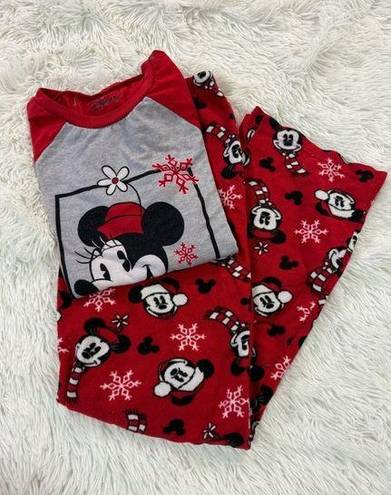 Disney women’s  winter pajama set