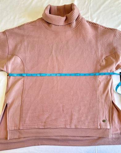 Tahari  Sport Women Pullover Pink Turtleneck Sweater Size Medium New with Tags