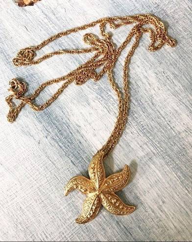 Starfish Necklace Gold