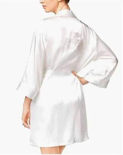 Linea Donatella  satin white soft pink trim “Mrs.” Bridal Nighty/robe set Large