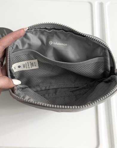 Lululemon Everywhere Belt Bag