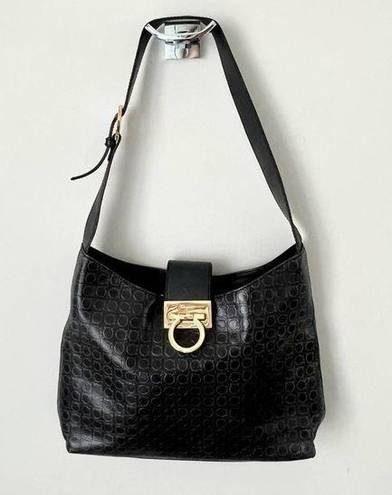 Salvatore Ferragamo black Ganci textured leather shoulder bag