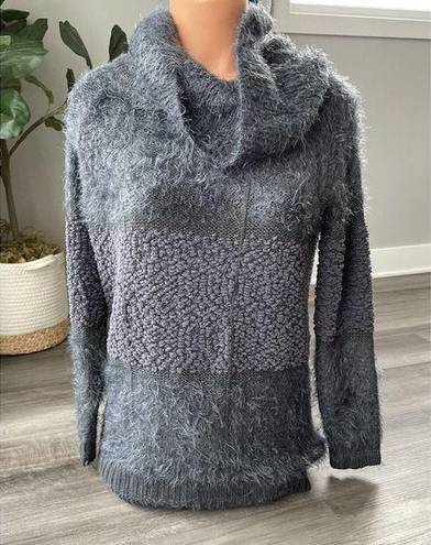 Renee C . Gray Eyelash Sweater S Cowl Neck Stitch Fix B8