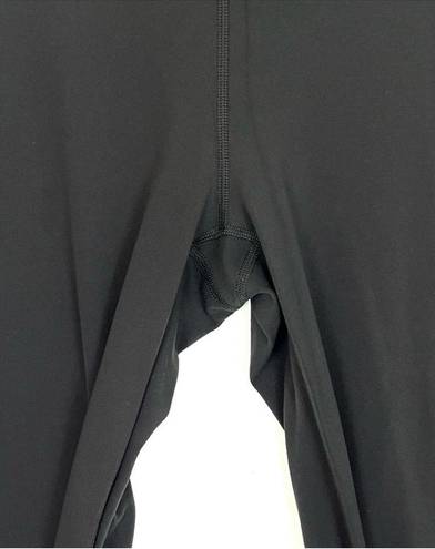 Lululemon  Groove Pant Flare Super High-Rise *Nulu
Black Size 8 SOLD OUT STYLE