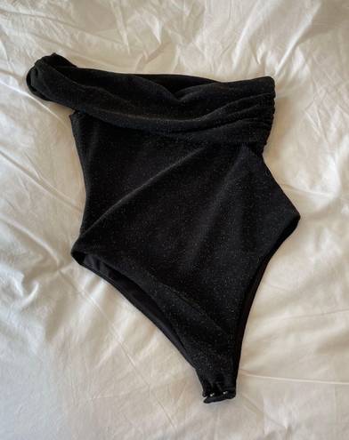 H:ours NWT  Revolve Elena Black Glitter One Shoulder Bodysuit