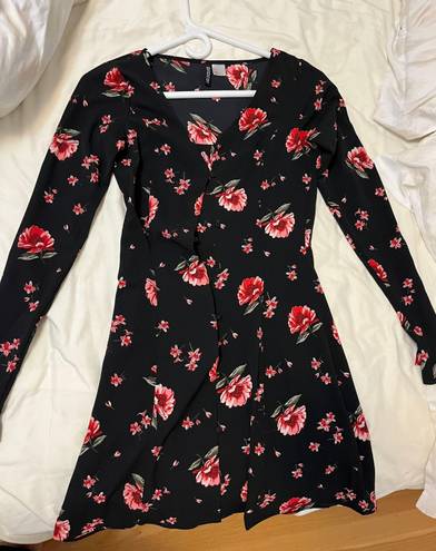 Divided Flowy Flowered Dress