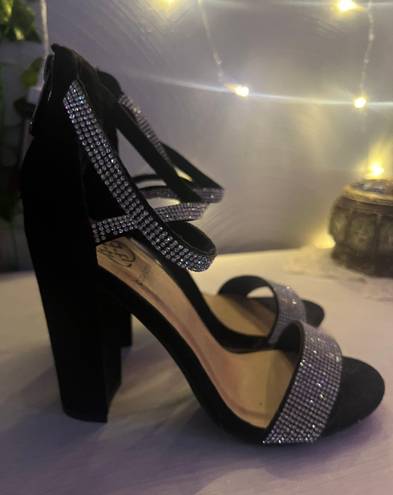 Daisy Fuentes Black Bedazzled Heels