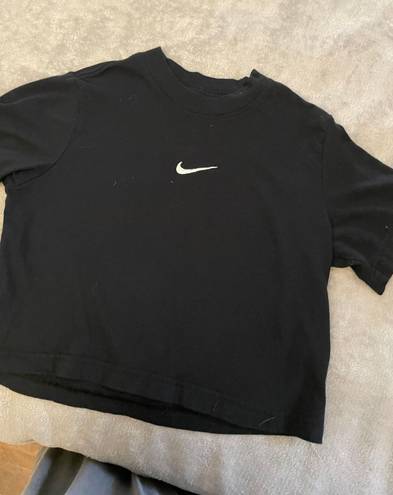 Nike Cropped Tee