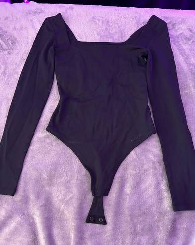 Aritzia Contour  Bodysuit