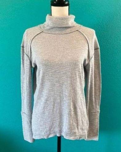 We The Free , free people grey sweater size small