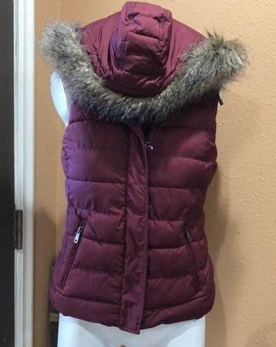 Banana Republic  detachable hood burgundy vest