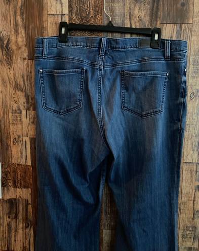 DKNY jeans soho 800 t women's size 16 Length 39 inseam 38 rise 10