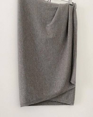 Donna Karan Cashmere Midi Wrap Skirt in Medium Grey NWT Size P Retail $795