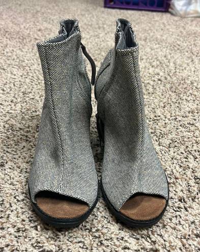 Toms Open Toe Booties