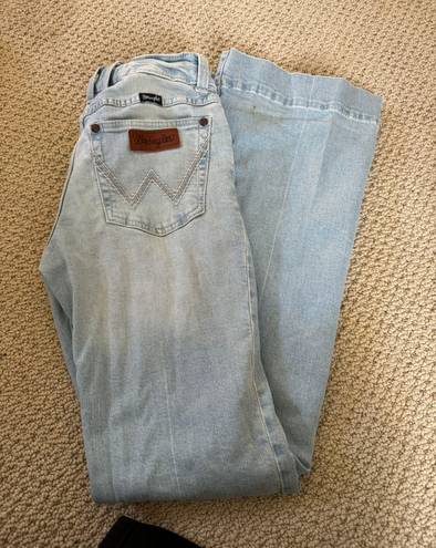 Wrangler Light Wash  Jeans