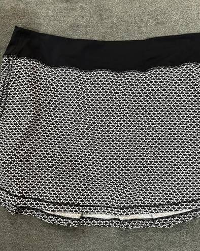 Lululemon  Pace Rival Black & White Print Tennis Skirt Size 10 EUC