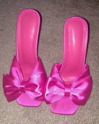 SheIn Pink Satin Bow Heels Size 6.5