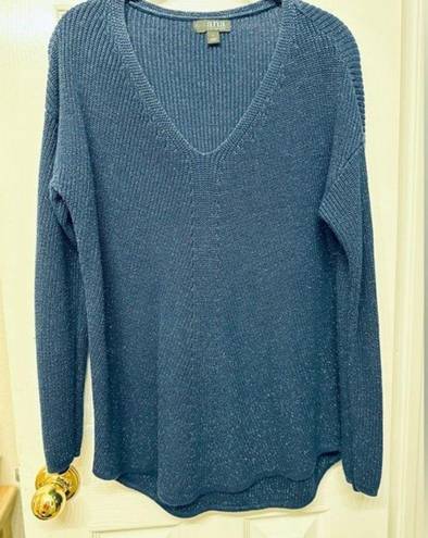 a.n.a . Women’s Knit Pullover Sweater with Sparkles, Hi-Lo Hem in Navy - Large