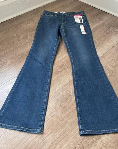 Levi Strauss & CO. Signature by Levi Strauss NEW Mid-rise Bootcut jean Simply Stretch Women’s sz 6M