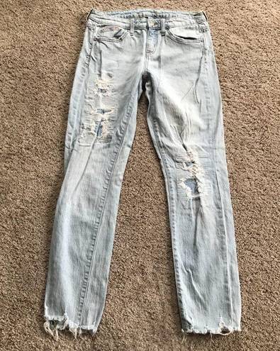 Universal Threads Universal Thread women’s size 00 mid rise Boyfriend jeans