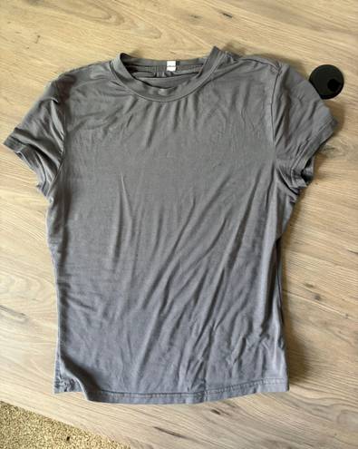 grey basic tee Gray