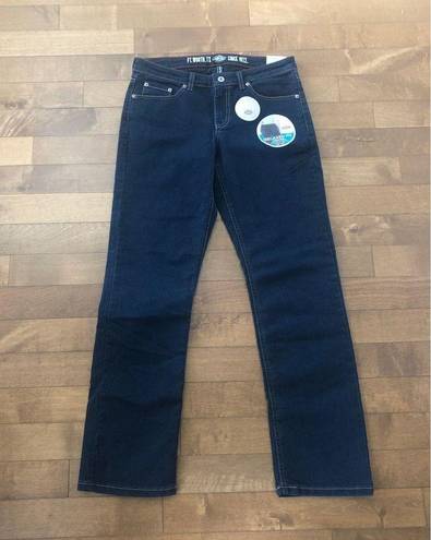 Dickies NWT  Stretch Relaxed fit jeans size 8 r