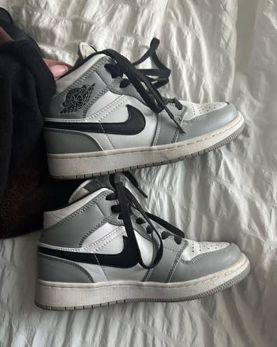 Nike Air Jordan 1 Mid