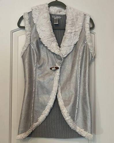 Alberto Makali  Silver Suede Faux Fur Vest, size Large