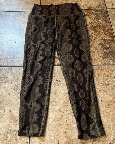 Betsey Johnson  leggings  