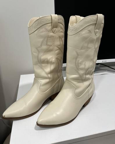 Cow Girl Boots White Size 8.5