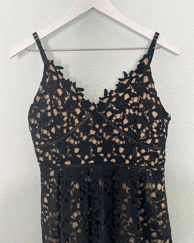 Entro Black and Tan Lace Spaghetti Strap Midi Dress